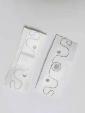 RFID silicon gel laundry tag LAU002H , RFID UHF Laundry Tag 200 Times Washing Cycles ,  RFID laundry tag with holes